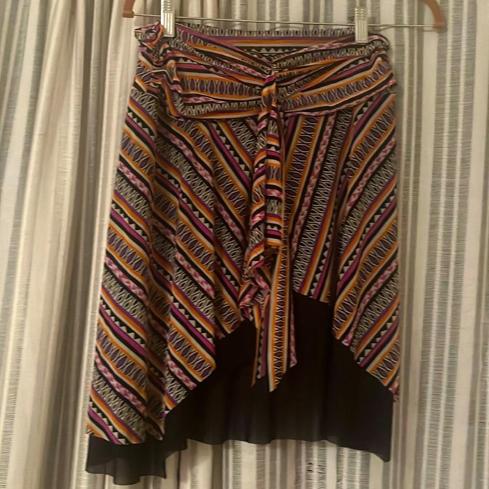 Women’s Size S/P QUINTSOUL Multi Colored Sarong Pull On. No Buttons or Zipper